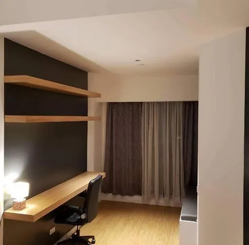 2 Bedroom Executive Under New Management Apartment *